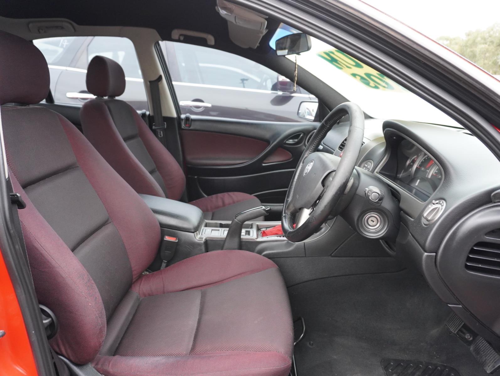 2004 HOLDEN COMMODORE VZ SV6 SPORTS AUTOMATIC SEDAN