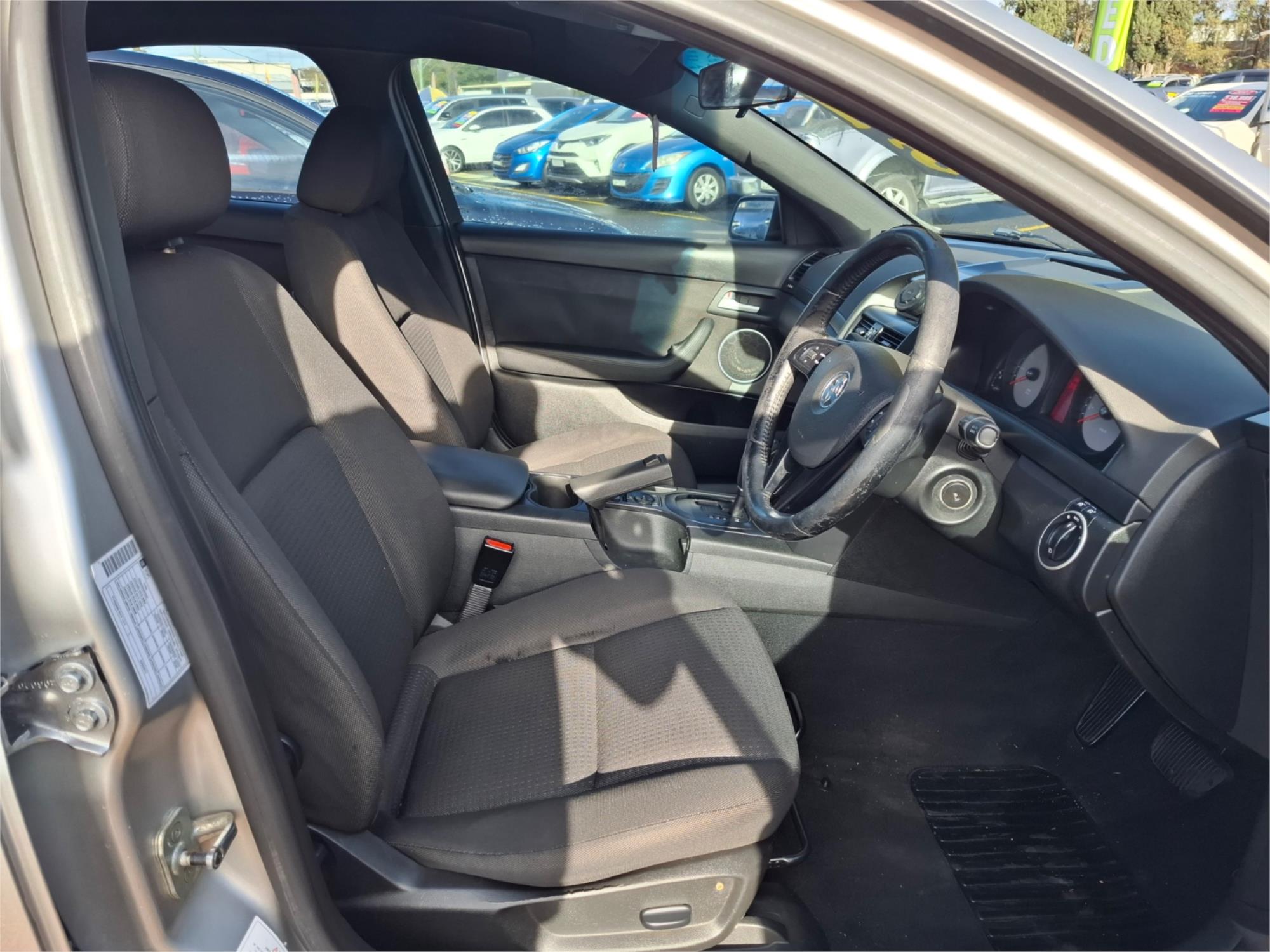2006 HOLDEN COMMODORE VE SV6 5 SP AUTOMATIC 4D SEDAN