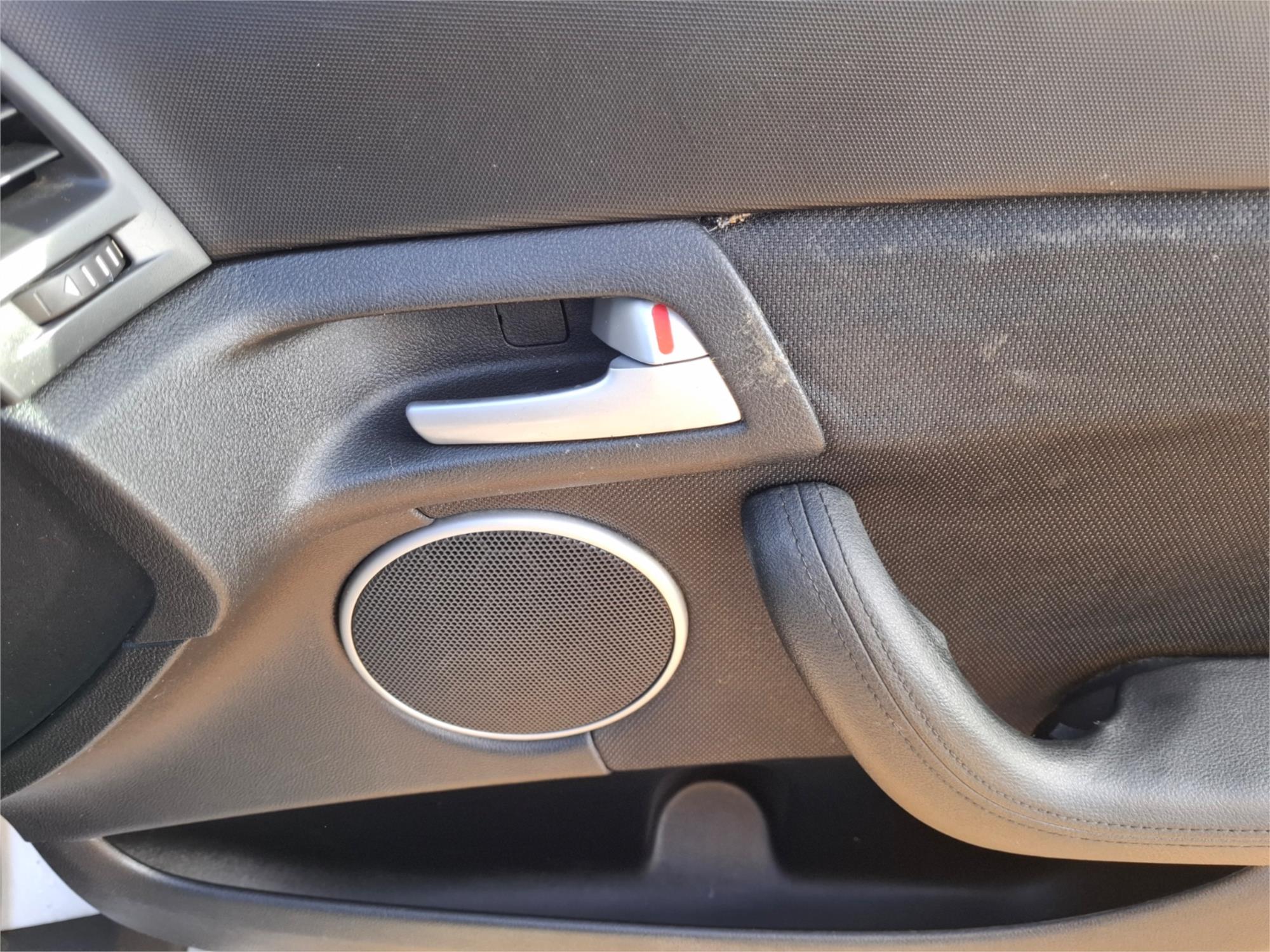2006 HOLDEN COMMODORE VE SV6 5 SP AUTOMATIC 4D SEDAN