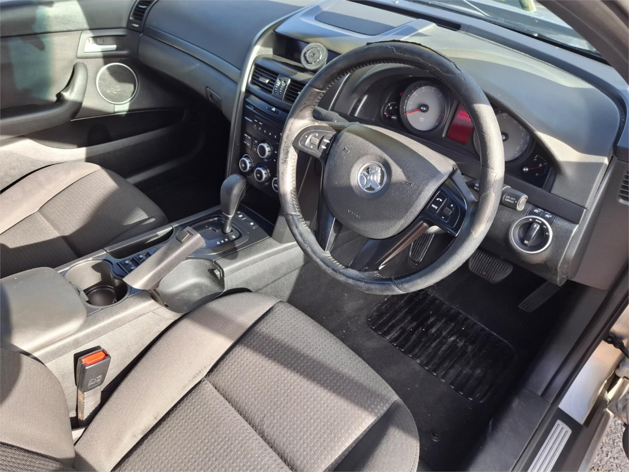 2006 HOLDEN COMMODORE VE SV6 5 SP AUTOMATIC 4D SEDAN