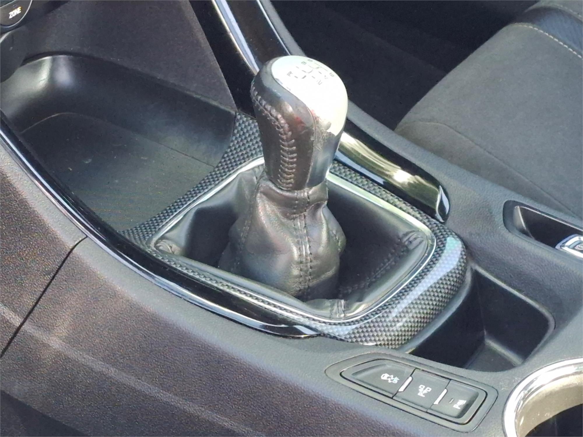 2013 HOLDEN COMMODORE VF SV6 6 SP MANUAL 4D SEDAN