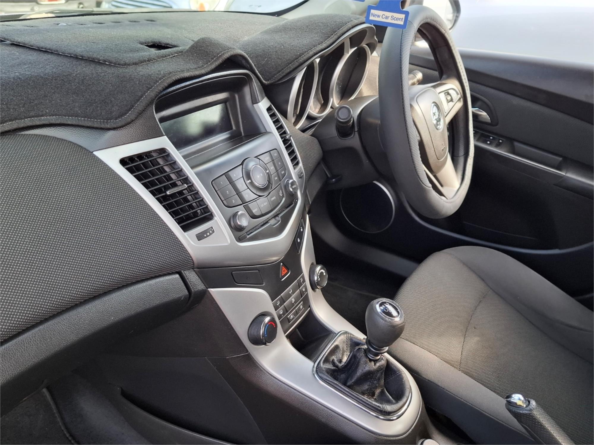 2012 HOLDEN CRUZE JH MY12 CD 6 SP MANUAL 4D SEDAN