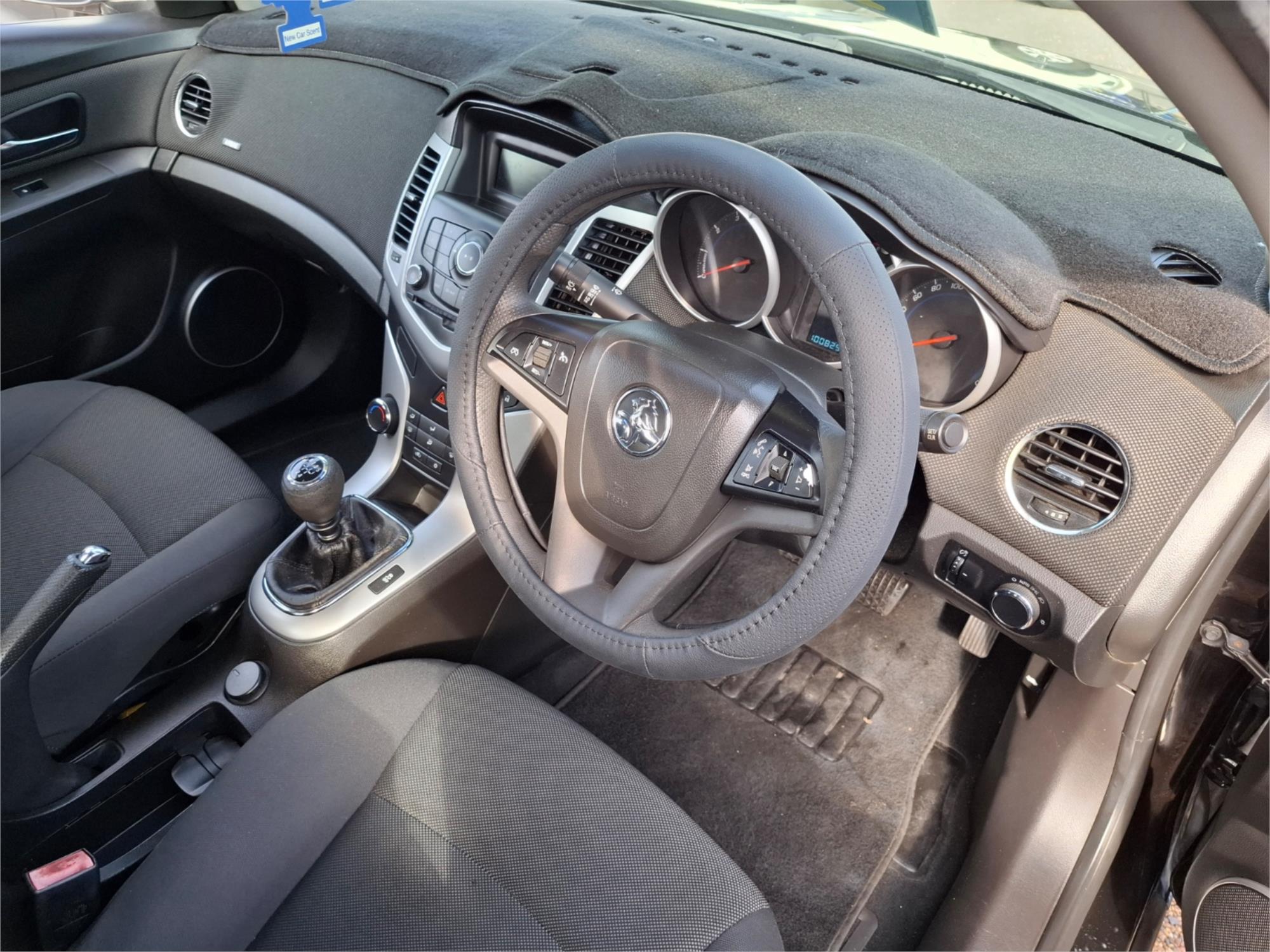 2012 HOLDEN CRUZE JH MY12 CD 6 SP MANUAL 4D SEDAN