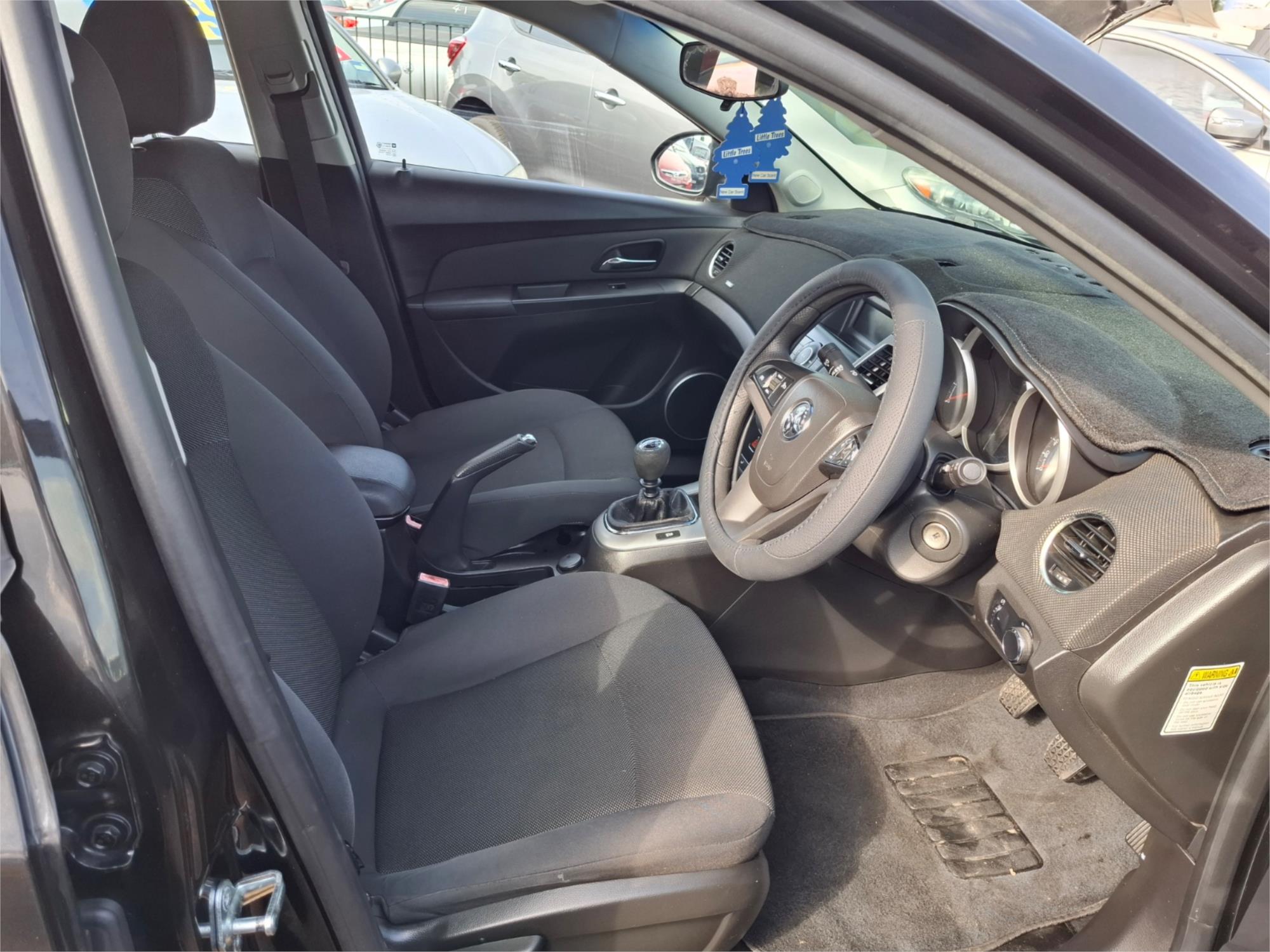 2012 HOLDEN CRUZE JH MY12 CD 6 SP MANUAL 4D SEDAN