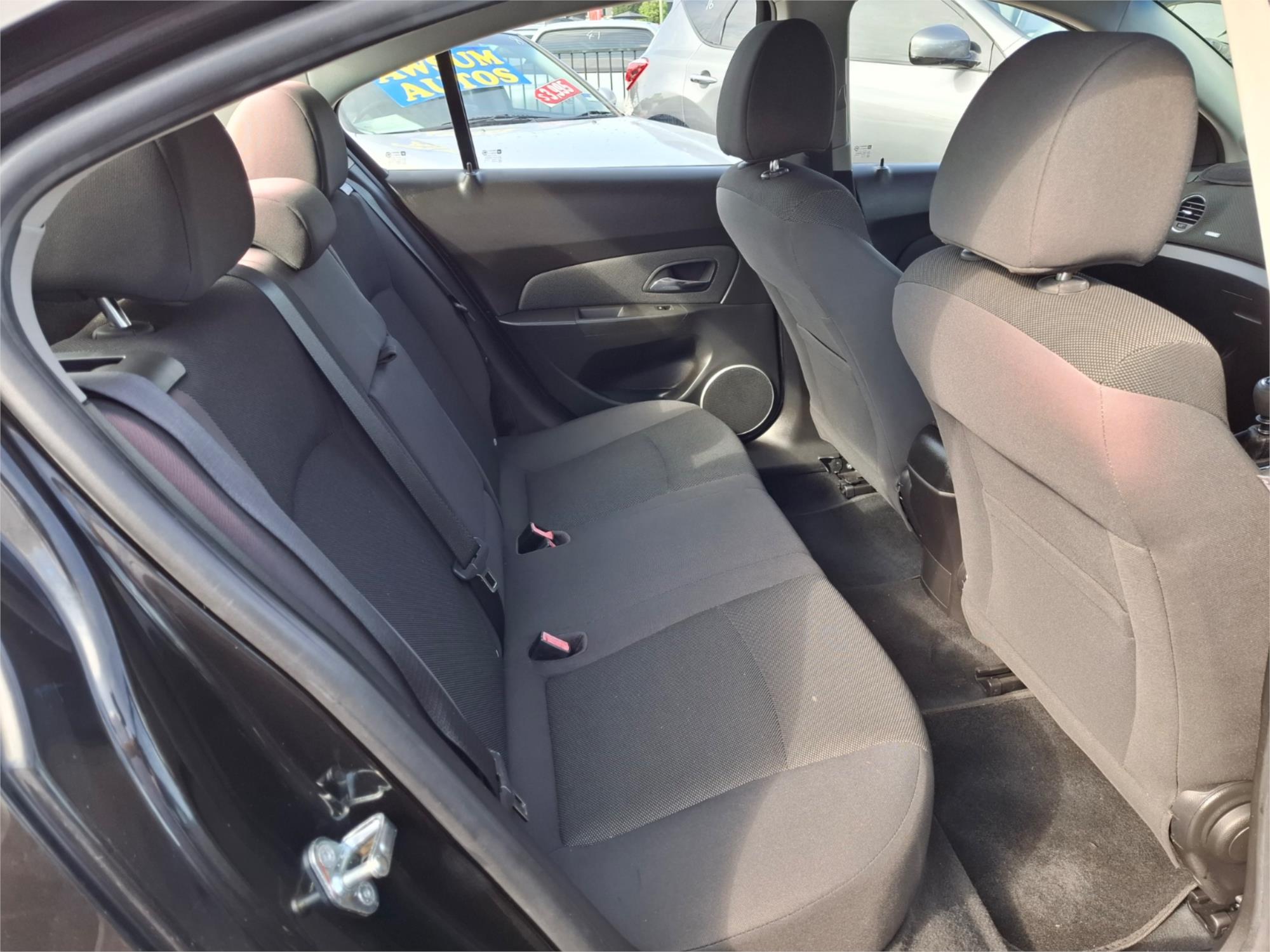 2012 HOLDEN CRUZE JH MY12 CD 6 SP MANUAL 4D SEDAN