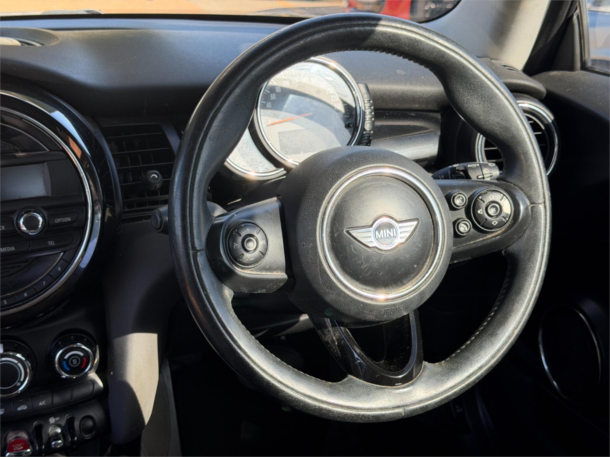 2014 MINI COOPER R56 MY13 6 SP AUTOMATIC 2D HATCHBACK