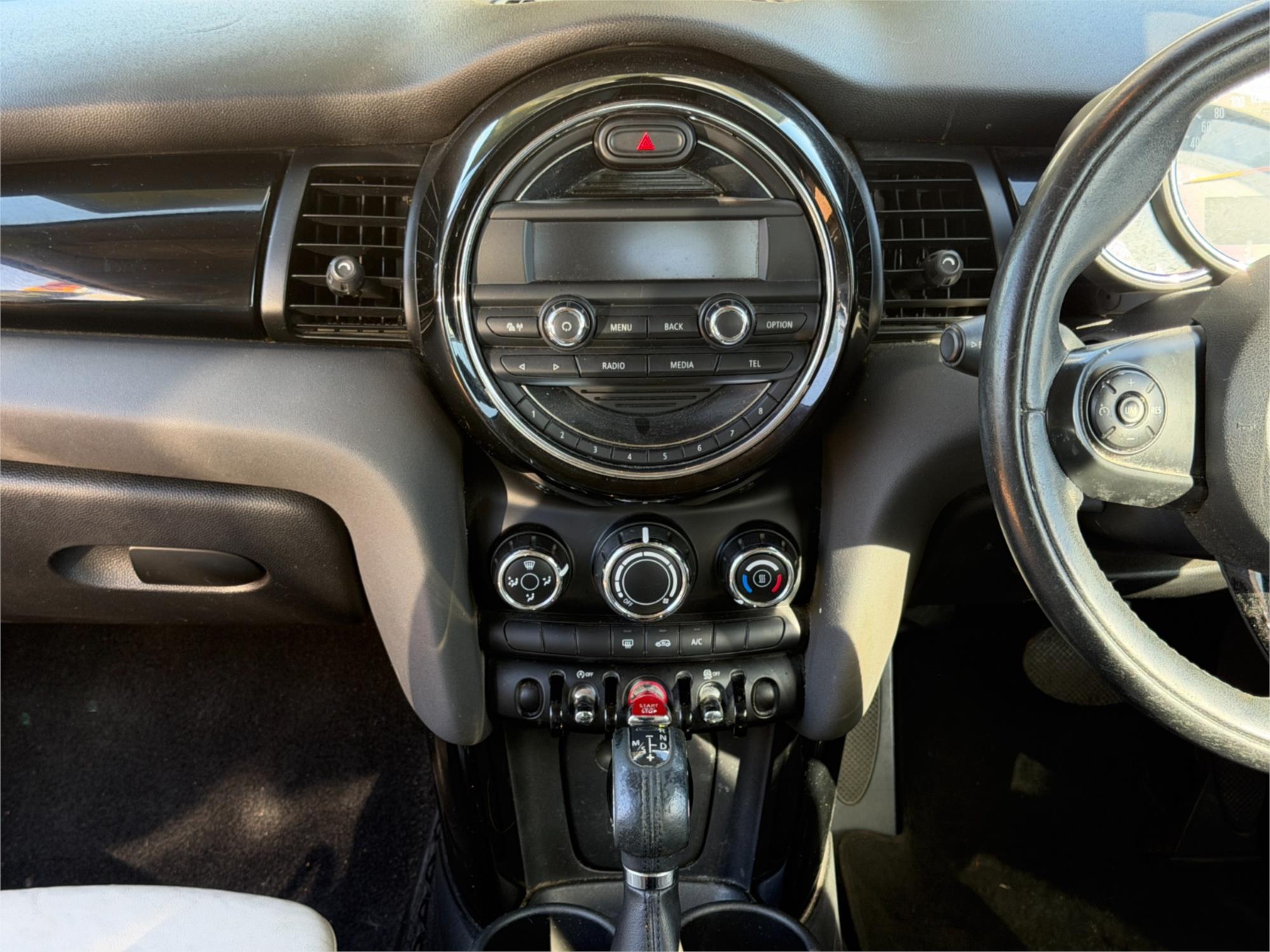 2014 MINI COOPER R56 MY13 6 SP AUTOMATIC 2D HATCHBACK