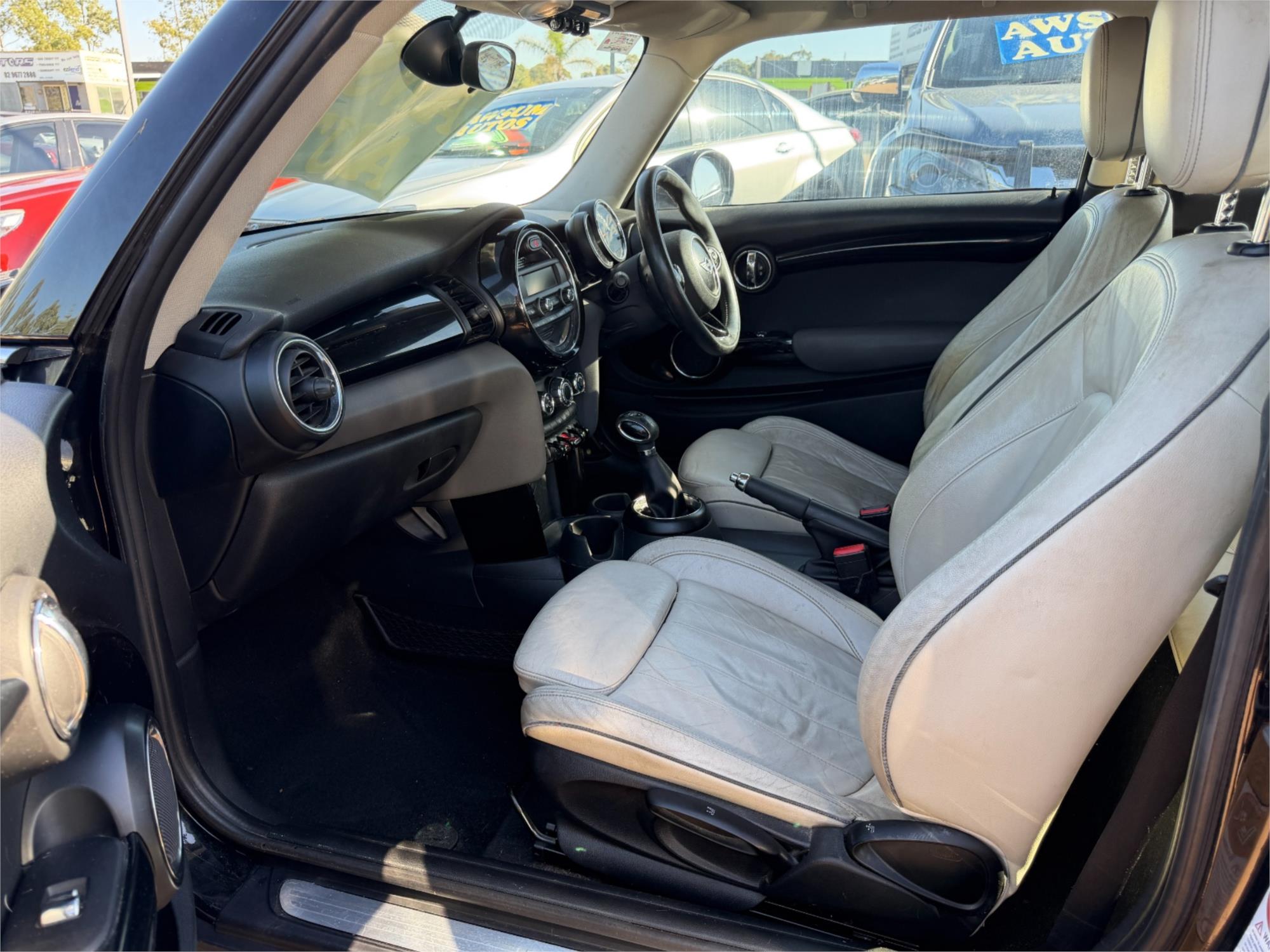 2014 MINI COOPER R56 MY13 6 SP AUTOMATIC 2D HATCHBACK
