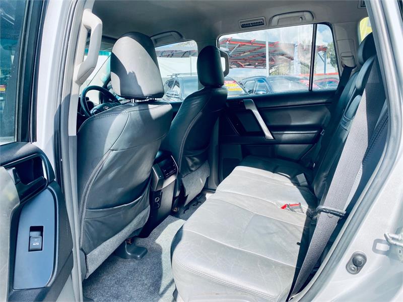 2010 TOYOTA LANDCRUISER PRADO KDJ150R GXL SPORTS AUTOMATIC WAGON