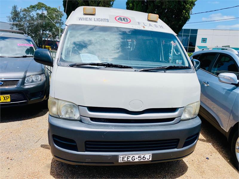 2009 TOYOTA HIACE KDH223R COMMUTER AUTOMATIC BUS