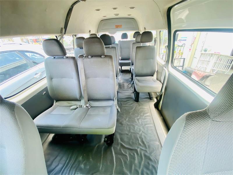 2009 TOYOTA HIACE KDH223R COMMUTER AUTOMATIC BUS