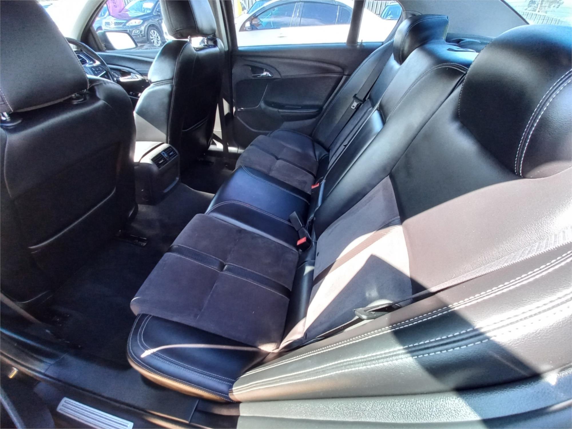 2013 HOLDEN COMMODORE VF SV6 SPORTS AUTOMATIC SEDAN