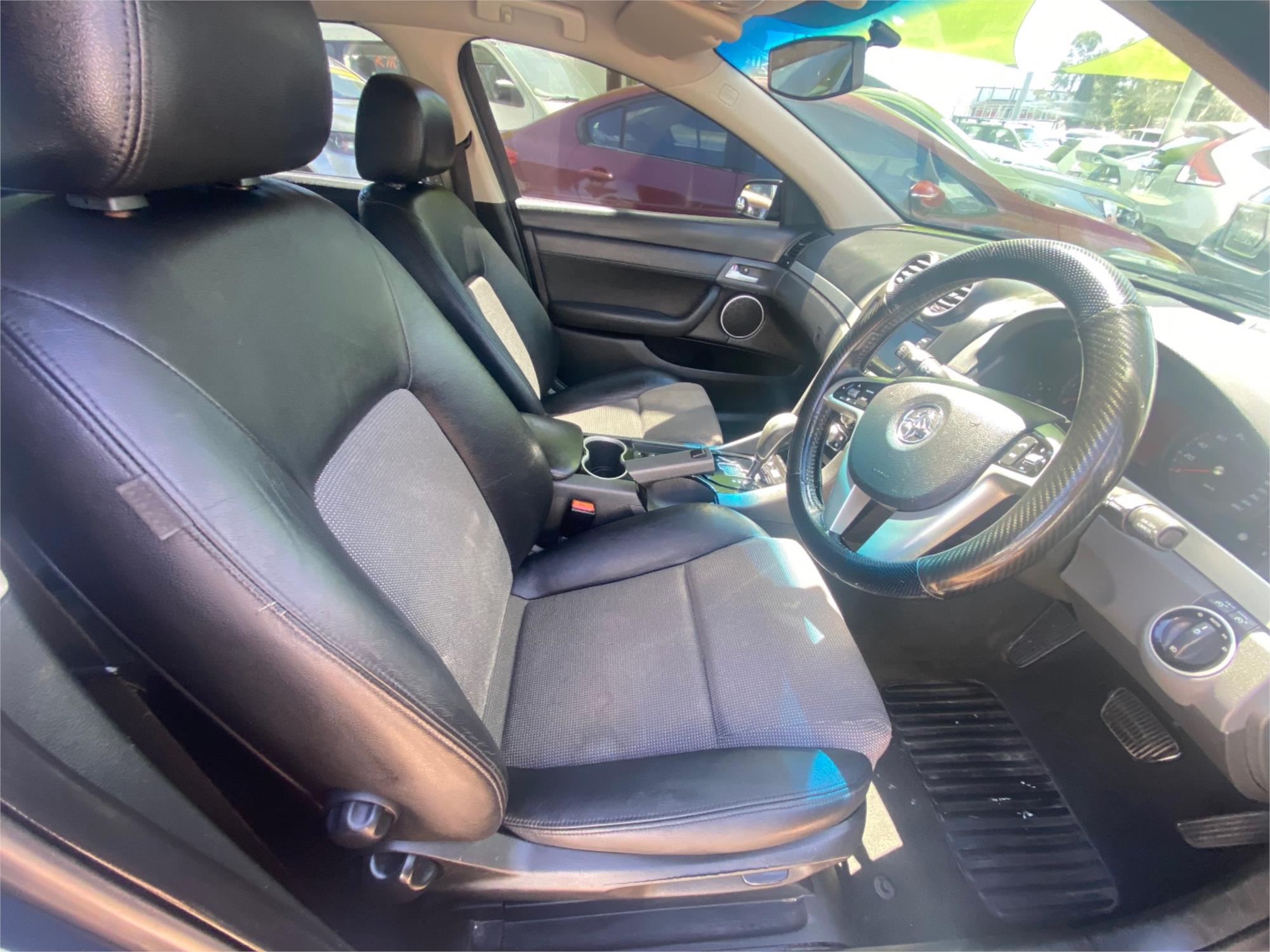 2011 HOLDEN COMMODORE VE II MY12 SV6 6 SP AUTOMATIC 4D SPORTWAGON