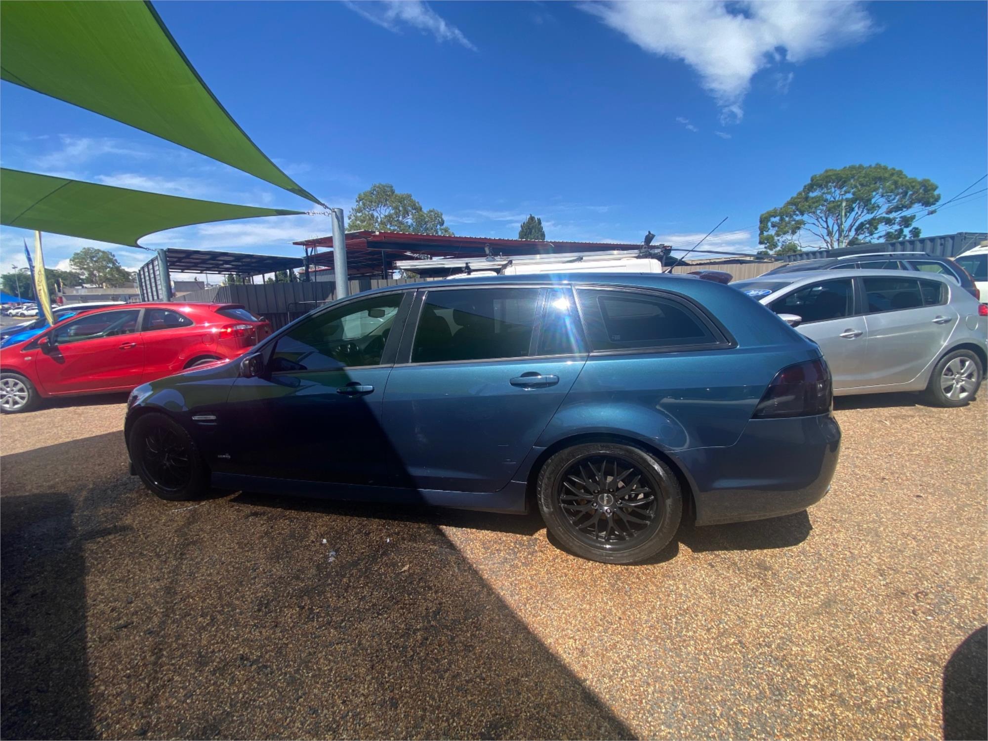 2011 HOLDEN COMMODORE VE II MY12 SV6 6 SP AUTOMATIC 4D SPORTWAGON