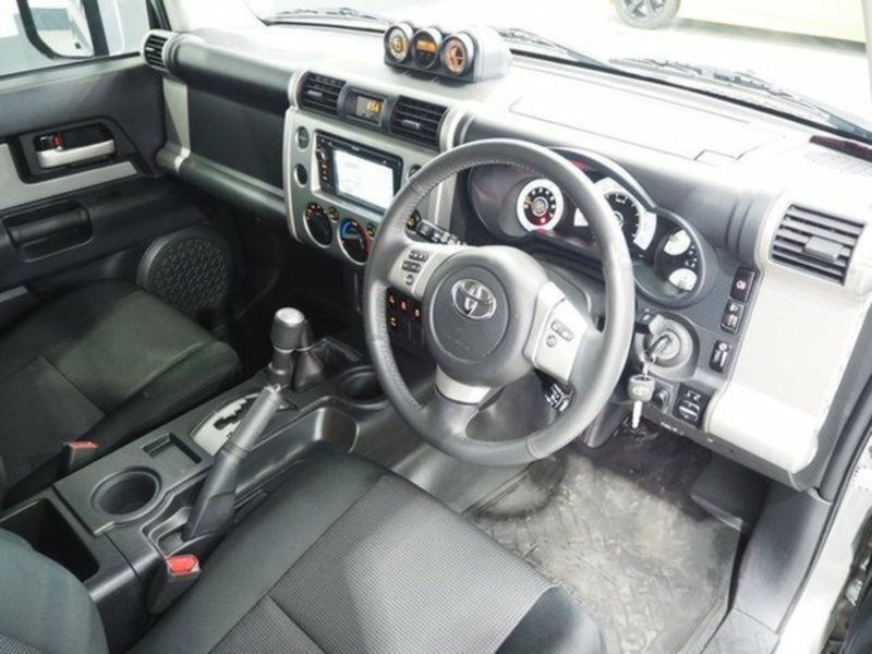 2012 TOYOTA FJ CRUISER GSJ15R