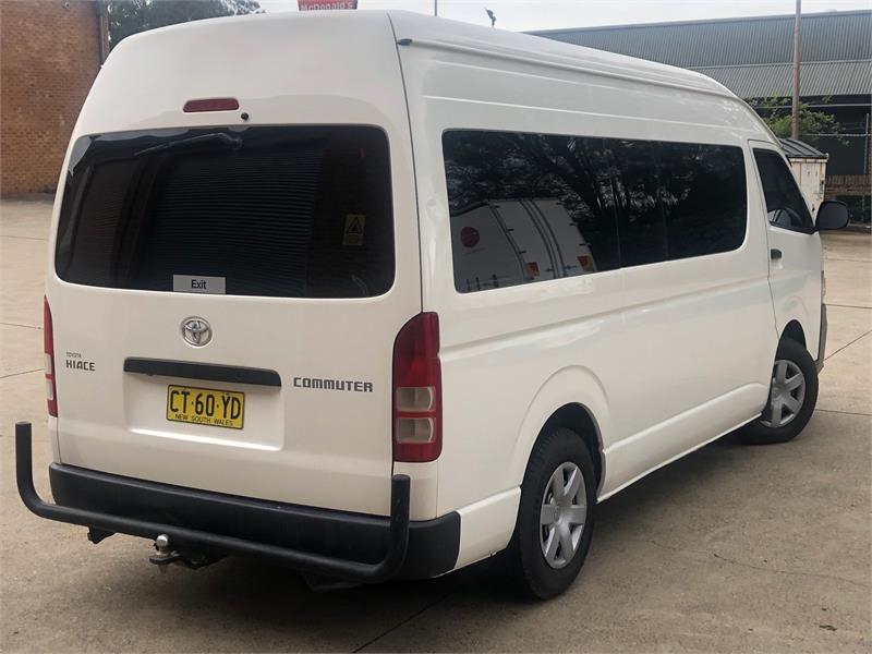 2013 TOYOTA HIACE KDH201R AUTOMATIC VAN