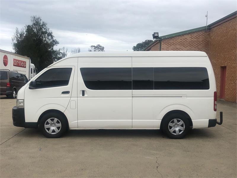 2013 TOYOTA HIACE KDH201R AUTOMATIC VAN