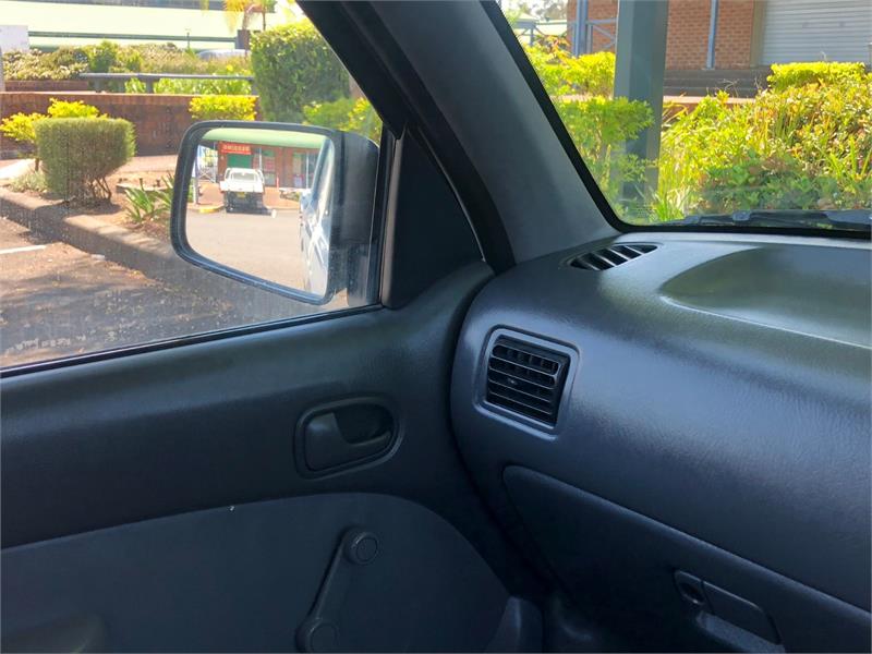 2002 FORD COURIER PG AUTOMATIC UTILITY