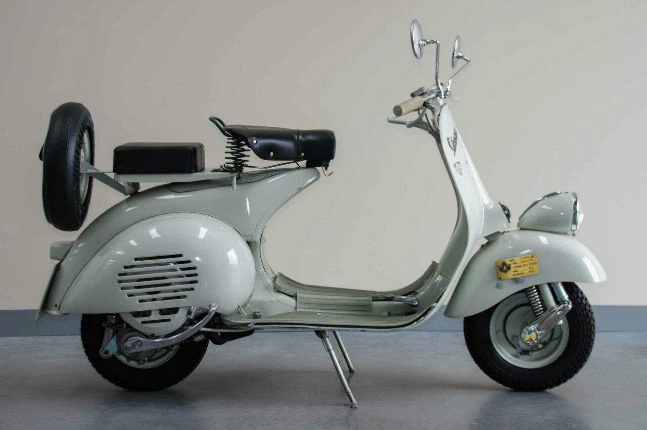 1957 VESPA 3 SP SCOOTER