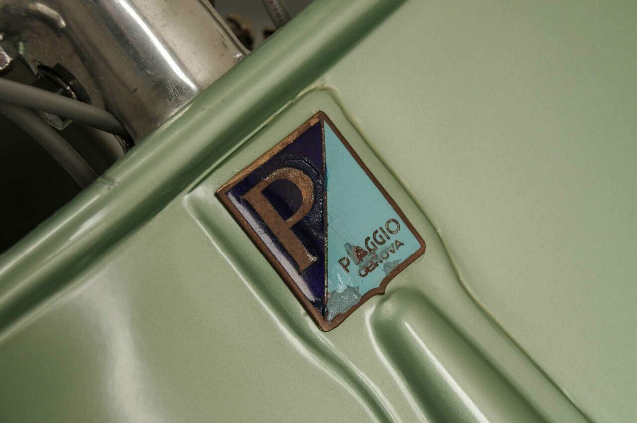 1952 VESPA 125 VM1 SCOOTER
