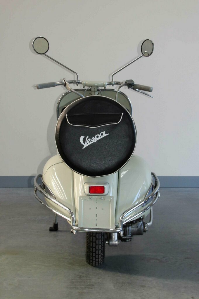 1953 VESPA 125 VM2