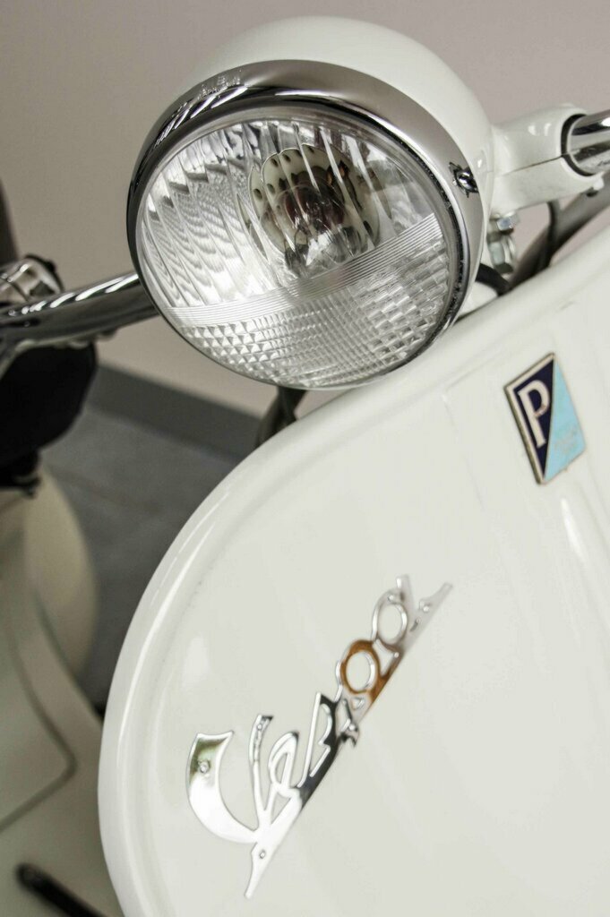 1955 VESPA 150 STRUZZO