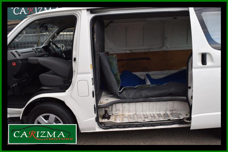 2013 TOYOTA HIACE KDH201R MY12 UPGRADE 5 SP MANUAL 4D VAN