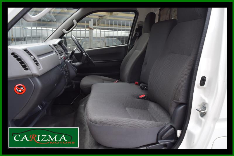 2013 TOYOTA HIACE KDH201R MY12 UPGRADE 5 SP MANUAL 4D VAN
