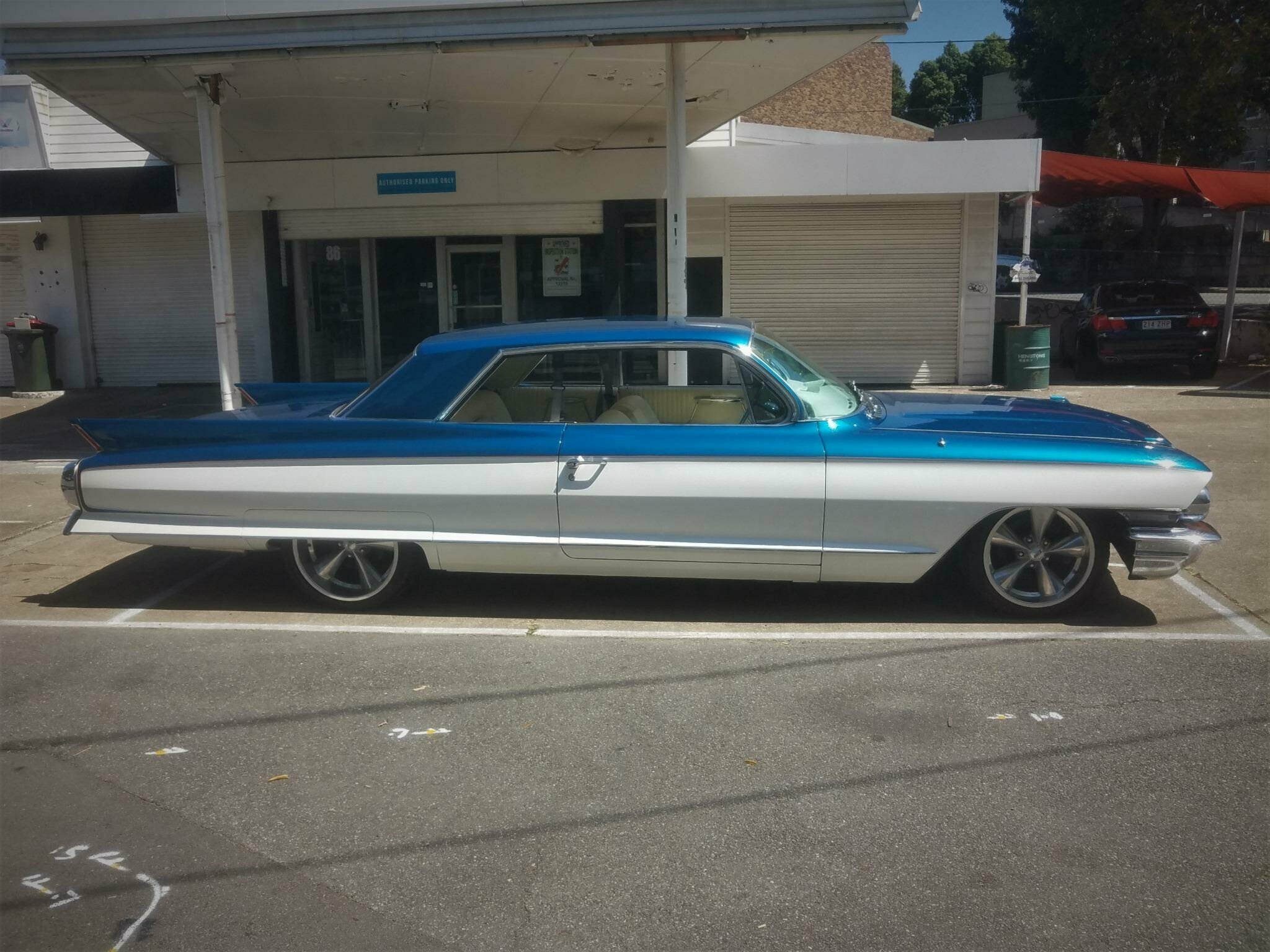 1962 CADILLAC DE VILLE AUTOMATIC COUPE