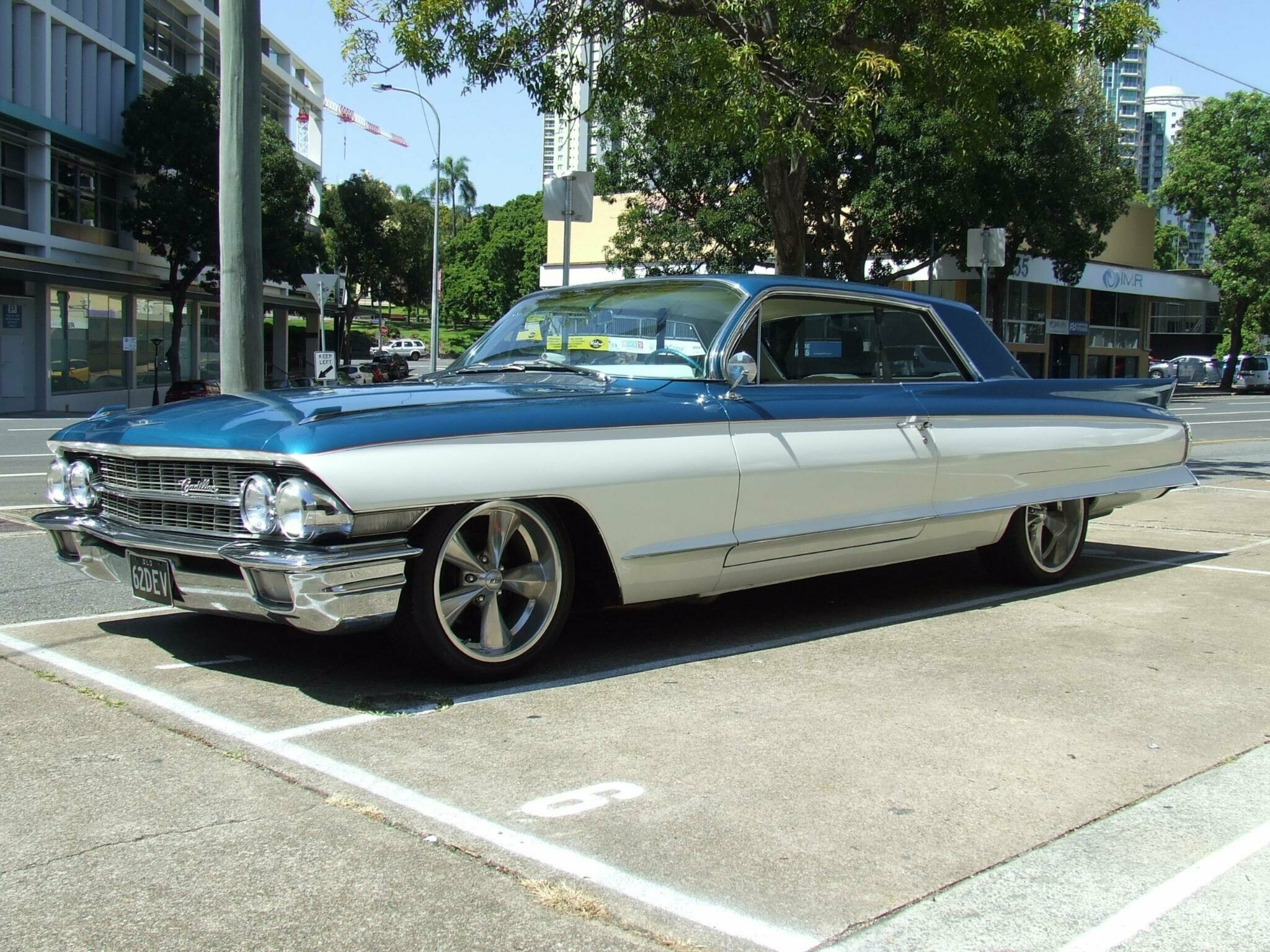 1962 CADILLAC DE VILLE AUTOMATIC COUPE