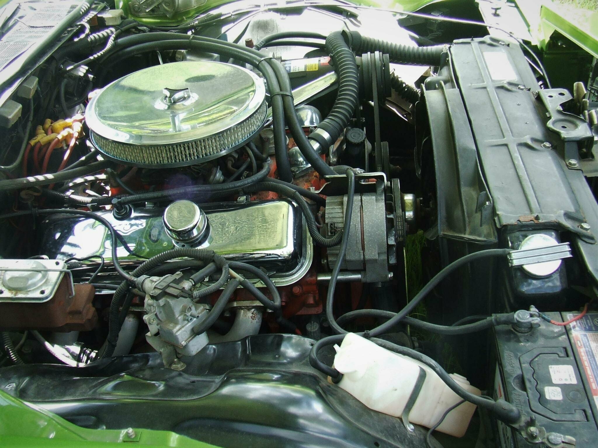 1974 CHEVROLET CAPRICE AUTOMATIC SEDAN
