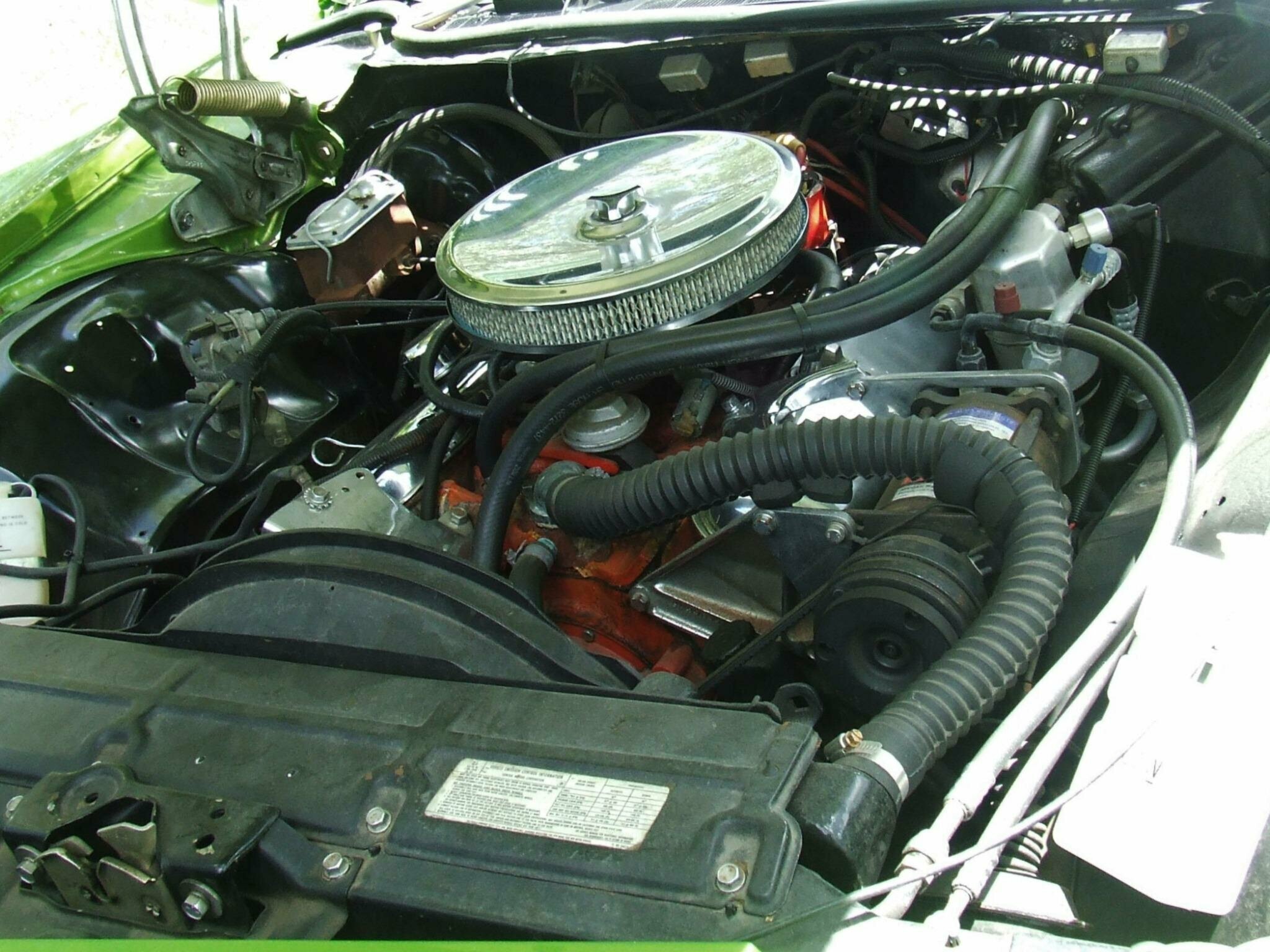 1974 CHEVROLET CAPRICE AUTOMATIC SEDAN