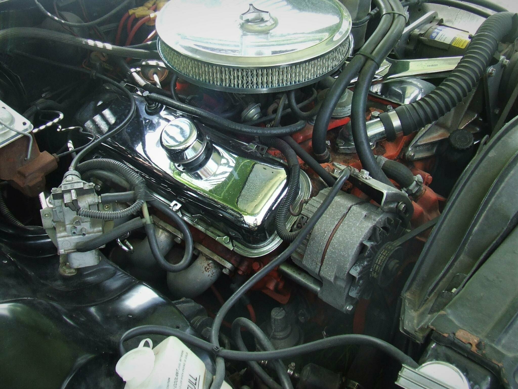 1974 CHEVROLET CAPRICE AUTOMATIC SEDAN