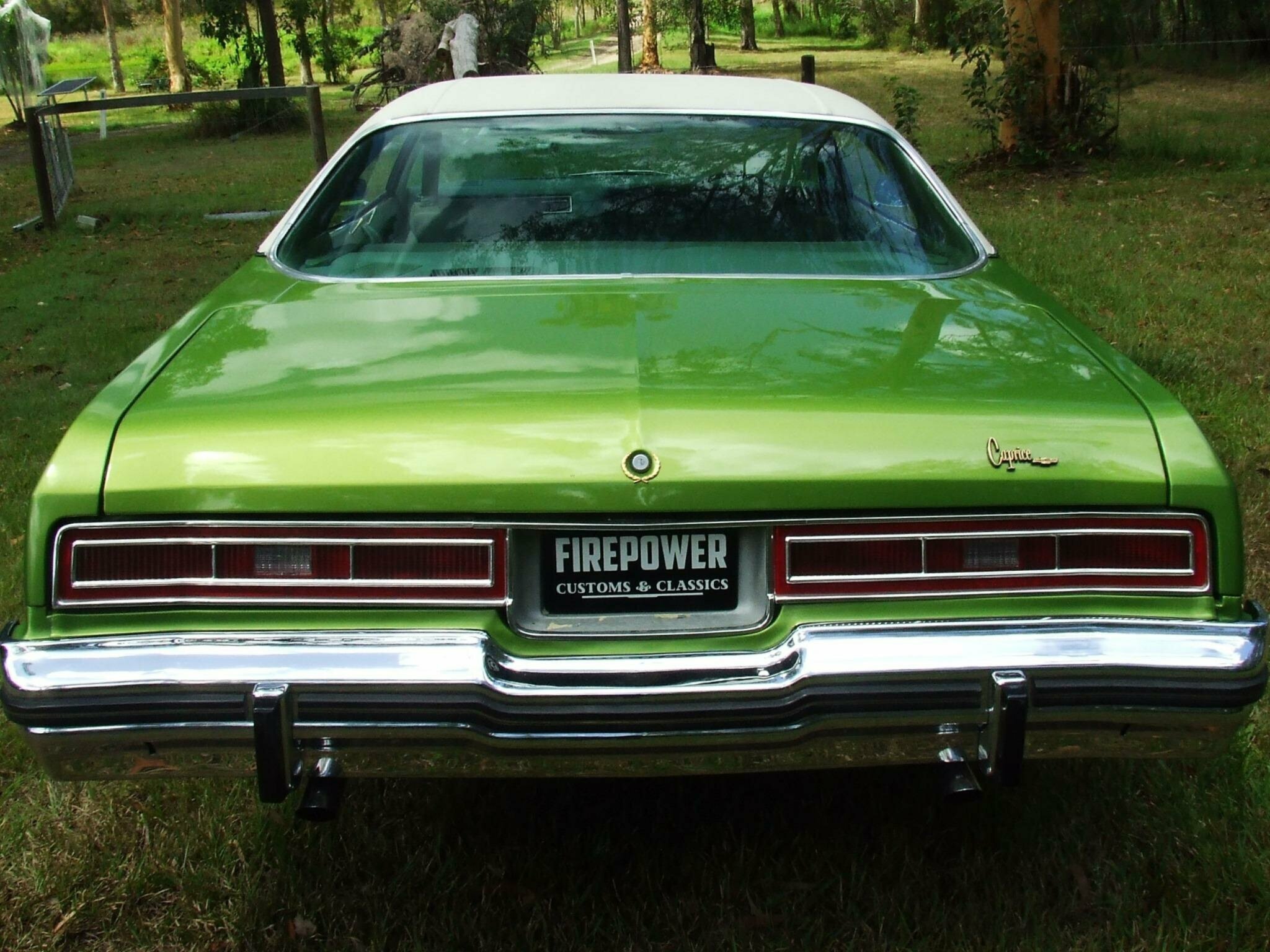 1974 CHEVROLET CAPRICE AUTOMATIC SEDAN