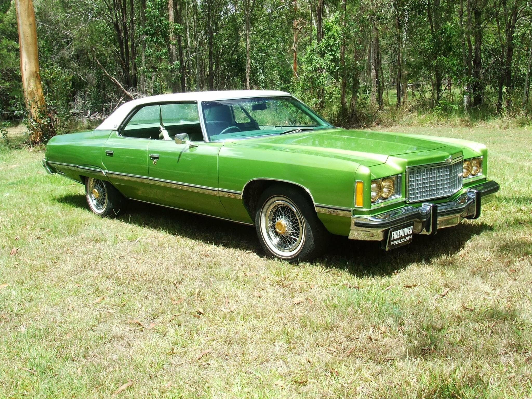 1974 CHEVROLET CAPRICE AUTOMATIC SEDAN