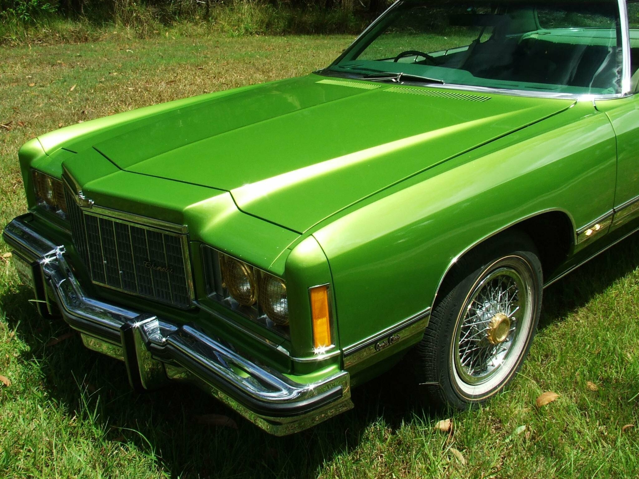 1974 CHEVROLET CAPRICE AUTOMATIC SEDAN