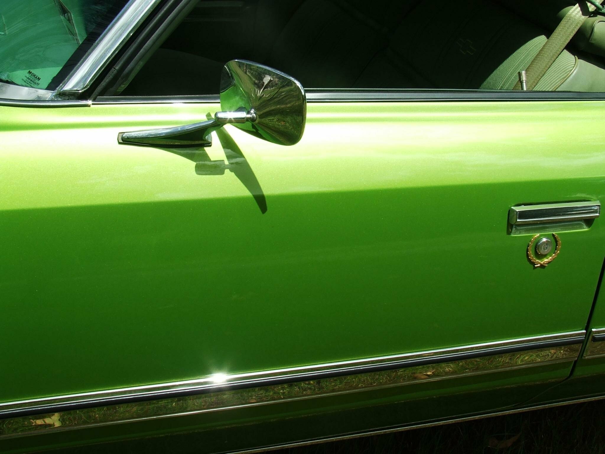 1974 CHEVROLET CAPRICE AUTOMATIC SEDAN