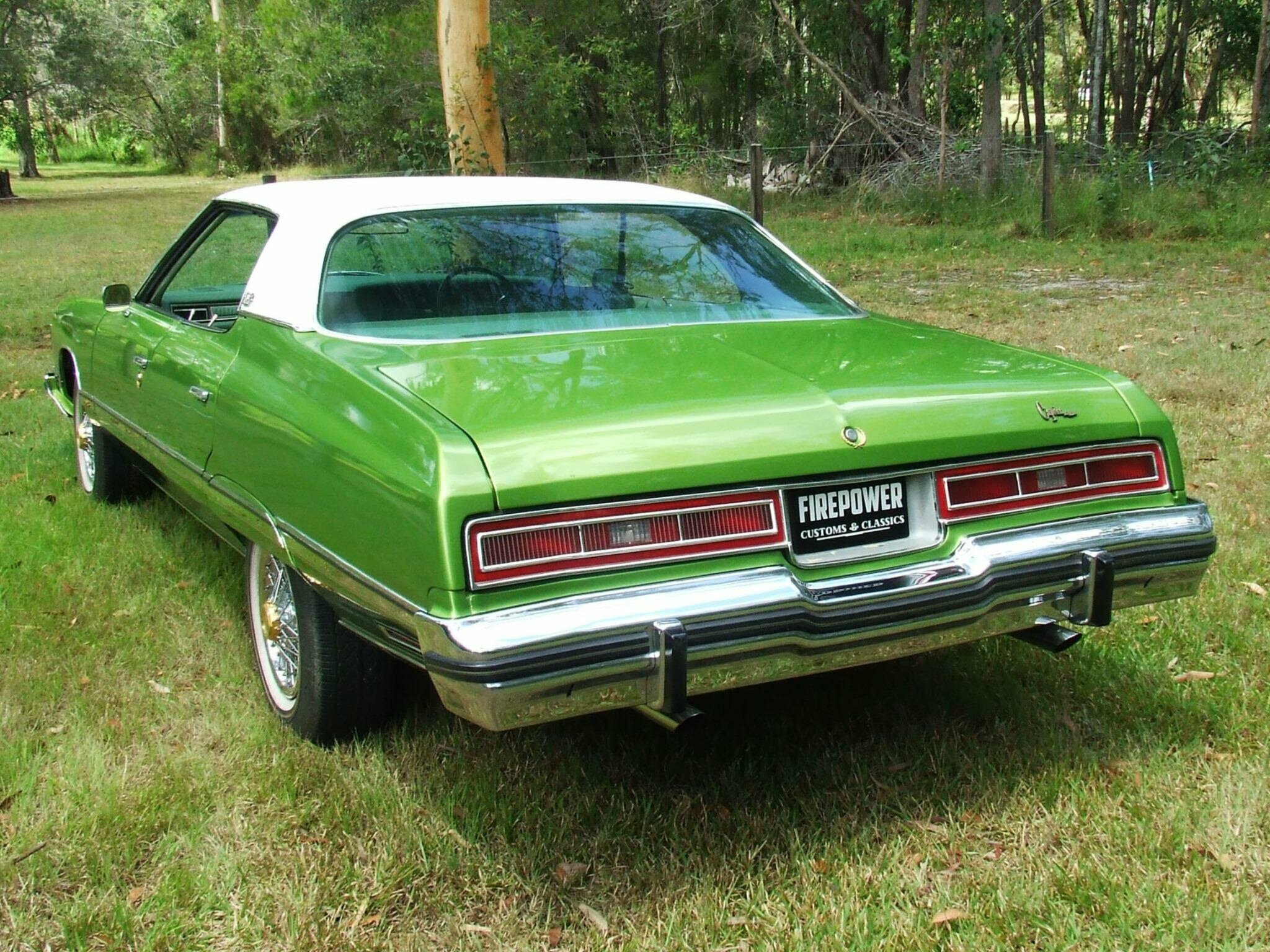 1974 CHEVROLET CAPRICE AUTOMATIC SEDAN
