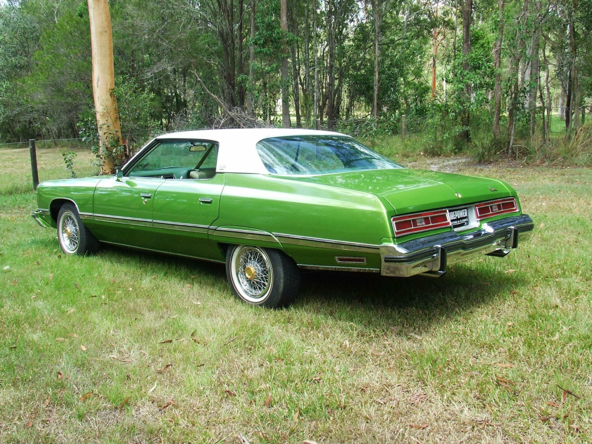 1974 CHEVROLET CAPRICE AUTOMATIC SEDAN