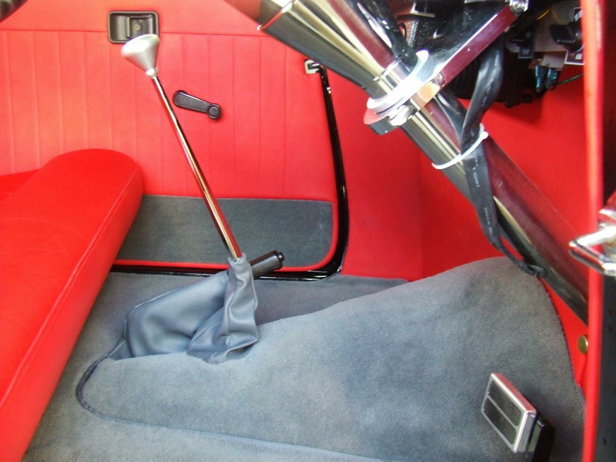 1932 FORD THREE WINDOW TURBO 700 AUTOMATIC COUPE