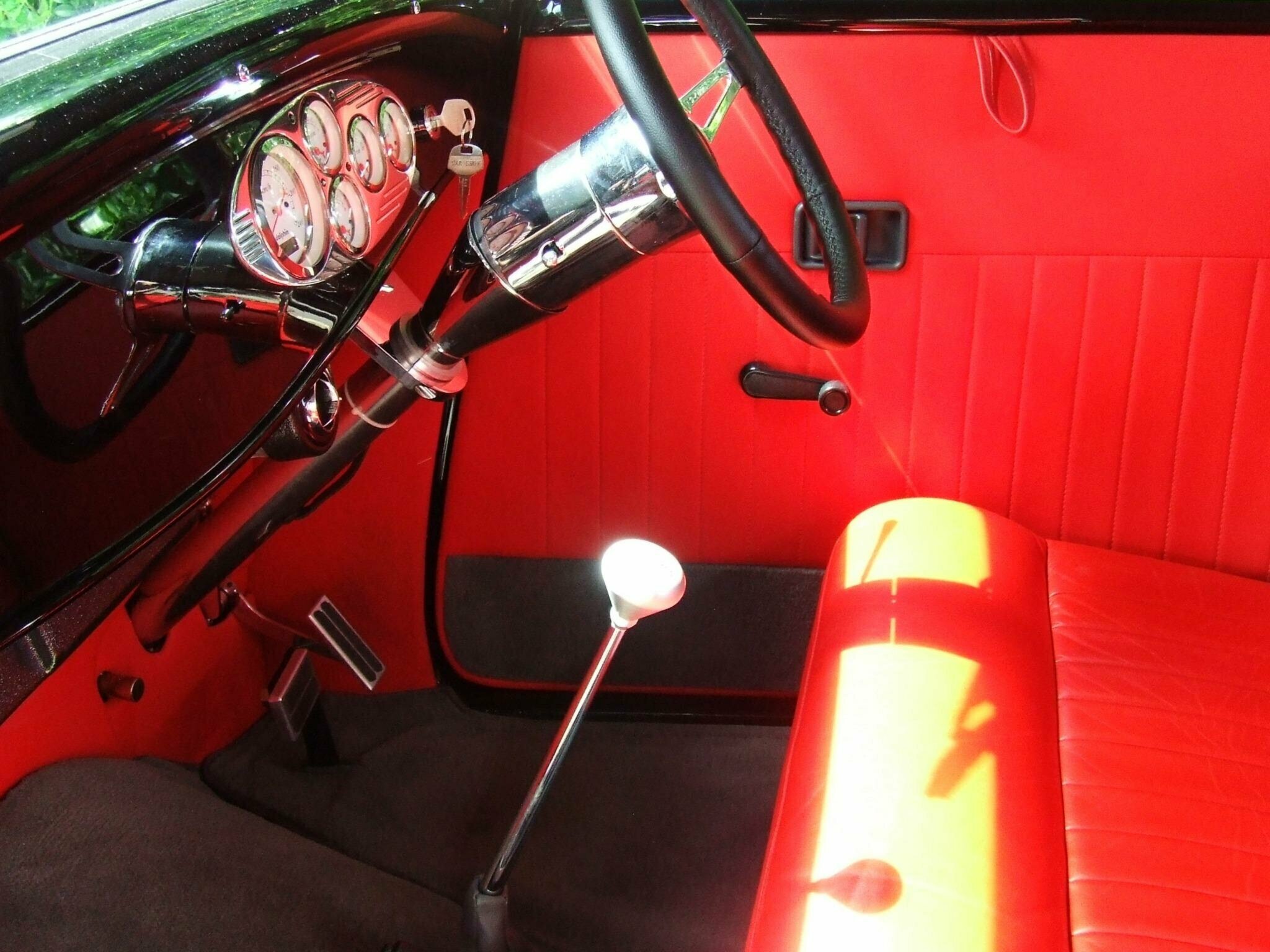 1932 FORD THREE WINDOW TURBO 700 AUTOMATIC COUPE