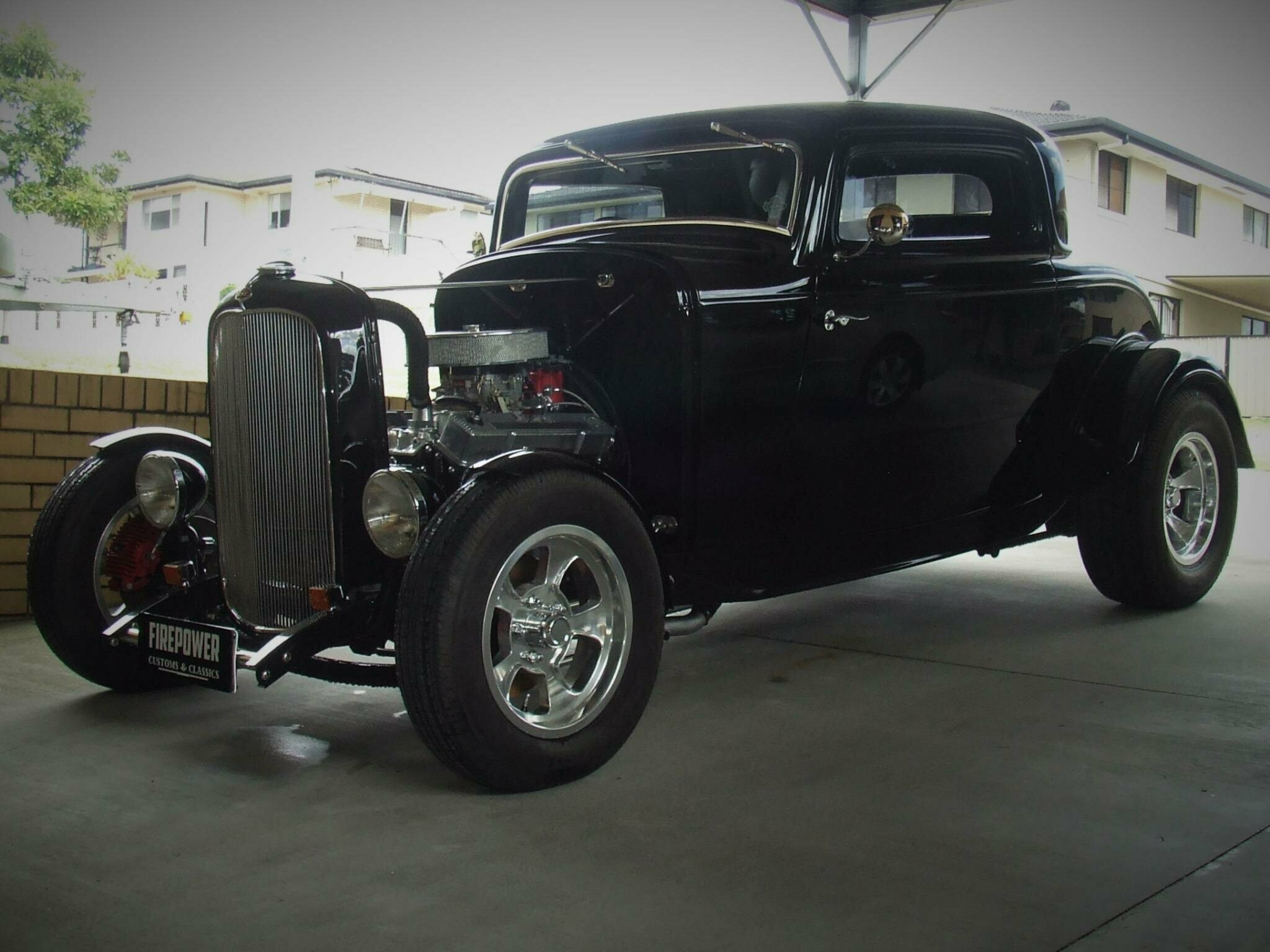 1932 FORD THREE WINDOW TURBO 700 AUTOMATIC COUPE
