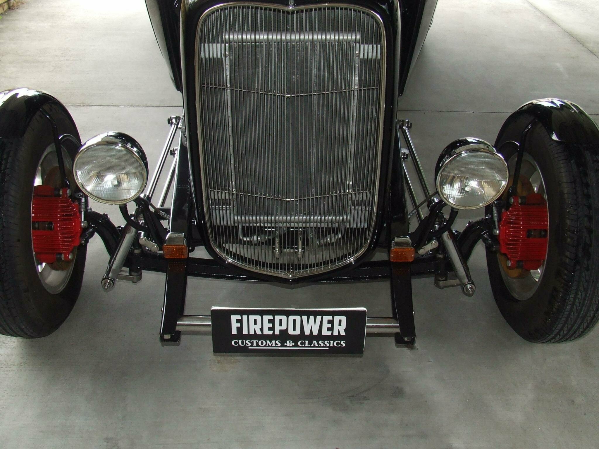 1932 FORD THREE WINDOW TURBO 700 AUTOMATIC COUPE