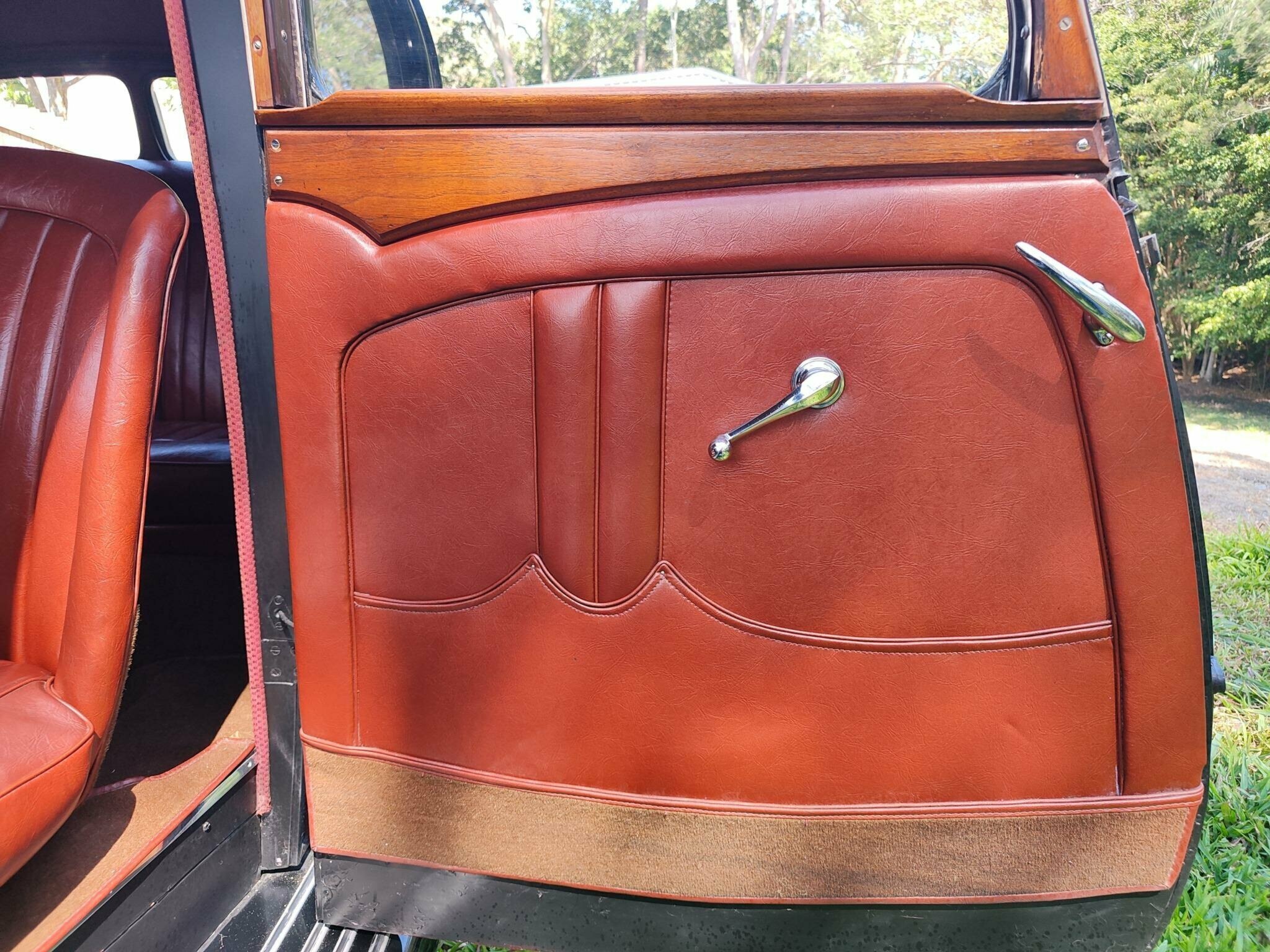 1938 TRIUMPH DOLOMITE 4 SPEED MANUAL SPORTS SALOON