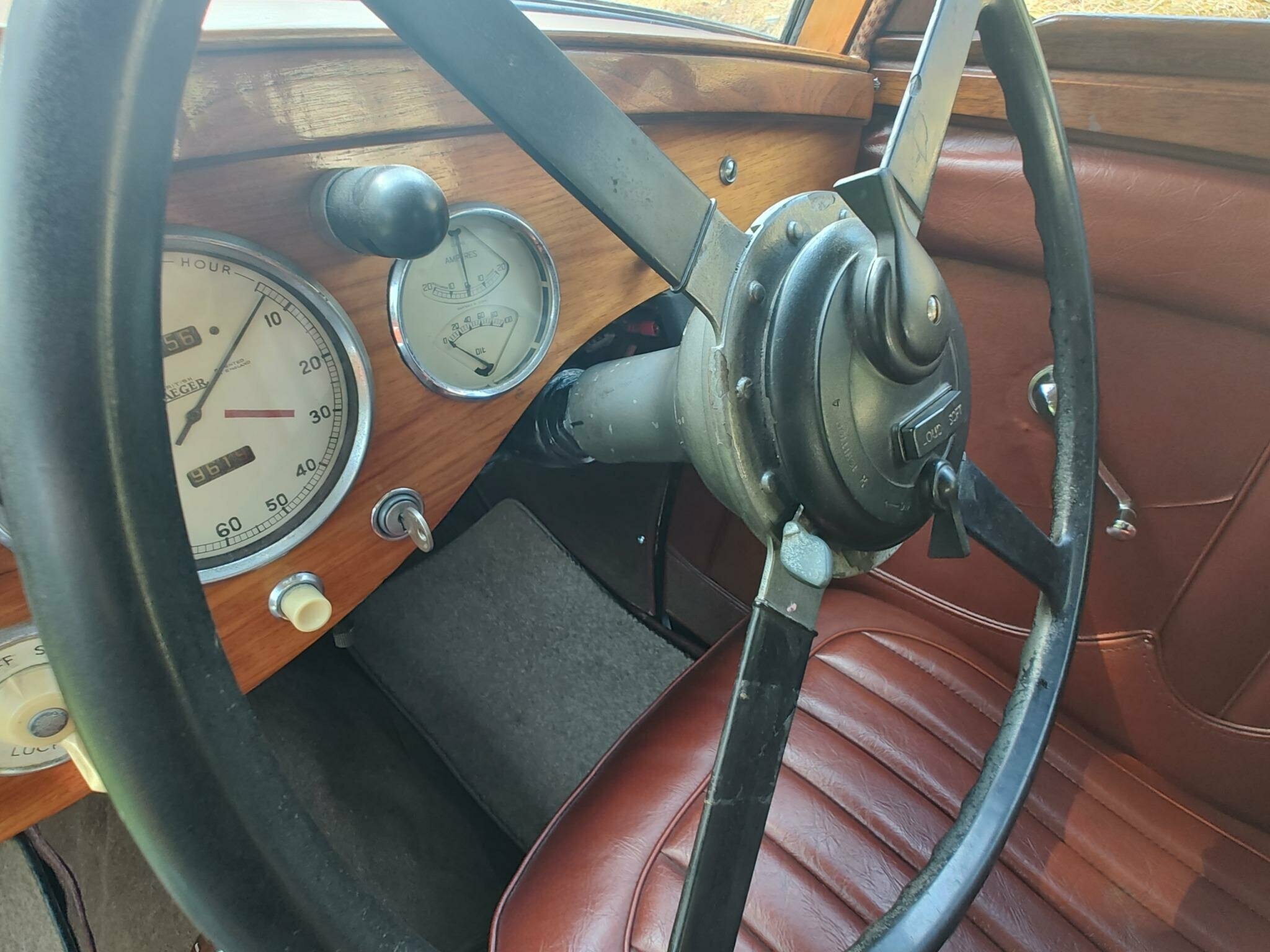 1938 TRIUMPH DOLOMITE 4 SPEED MANUAL SPORTS SALOON