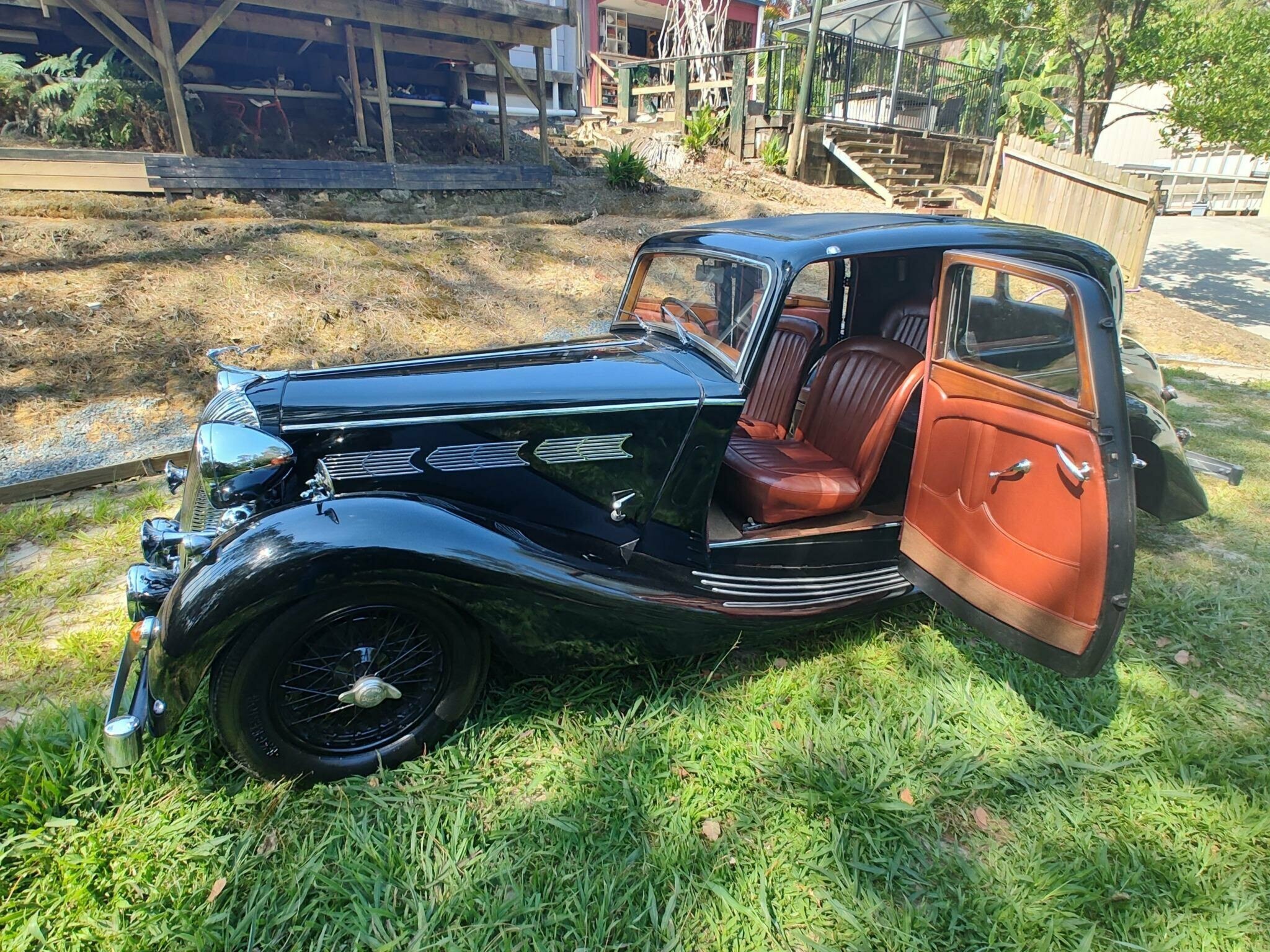 1938 TRIUMPH DOLOMITE 4 SPEED MANUAL SPORTS SALOON