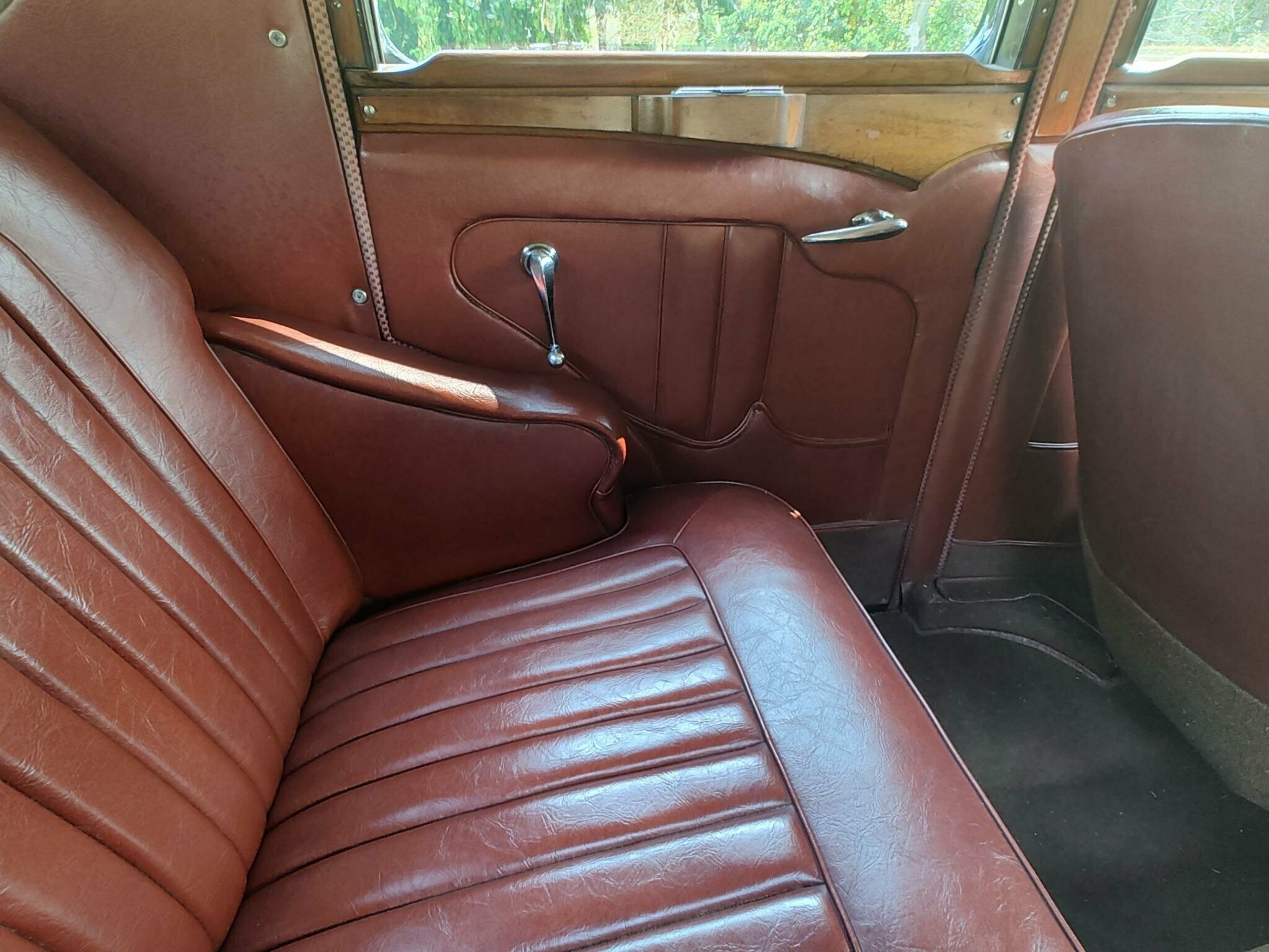 1938 TRIUMPH DOLOMITE 4 SPEED MANUAL SPORTS SALOON
