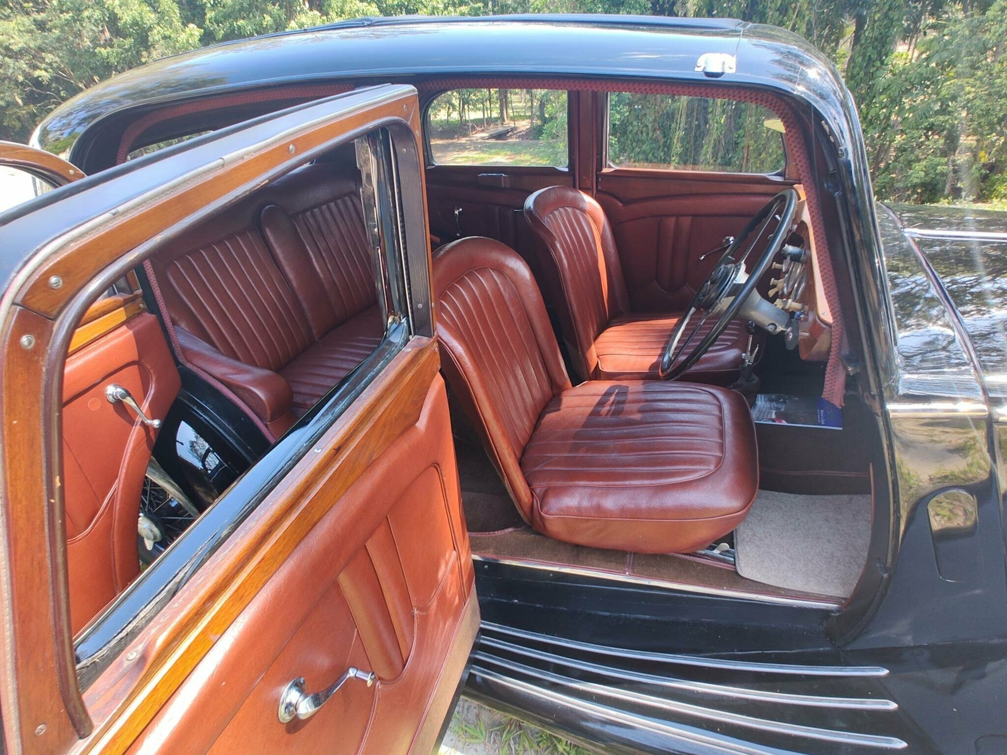1938 TRIUMPH DOLOMITE 4 SPEED MANUAL SPORTS SALOON