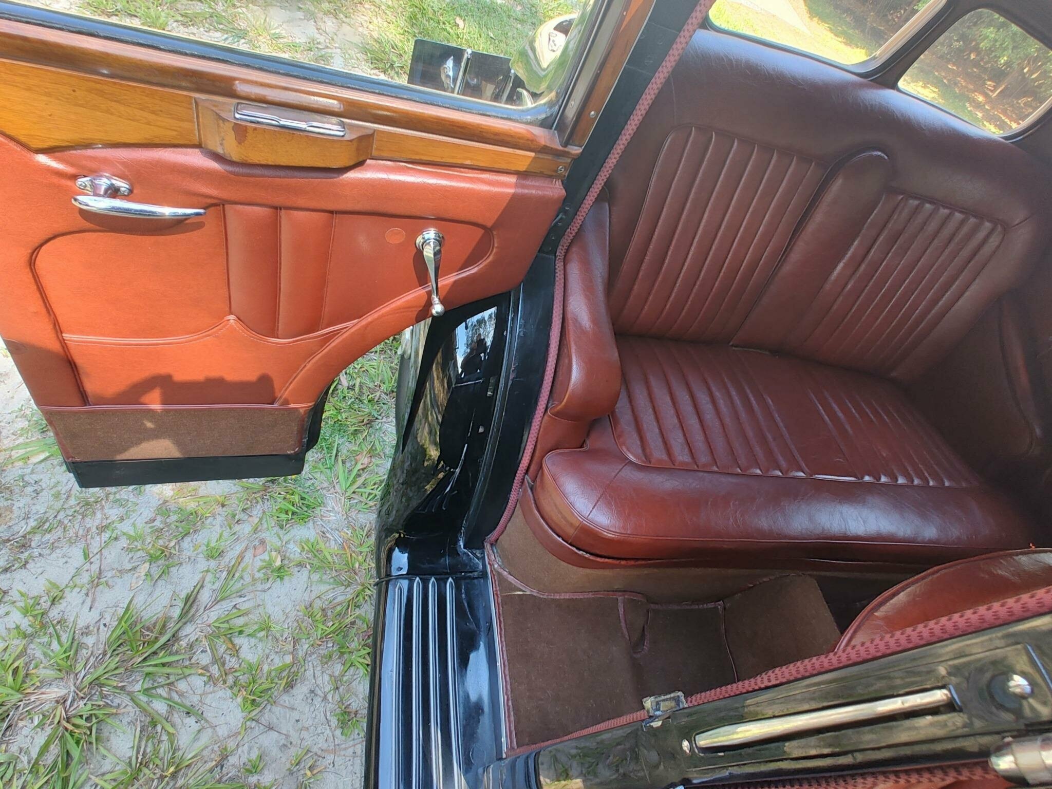 1938 TRIUMPH DOLOMITE 4 SPEED MANUAL SPORTS SALOON