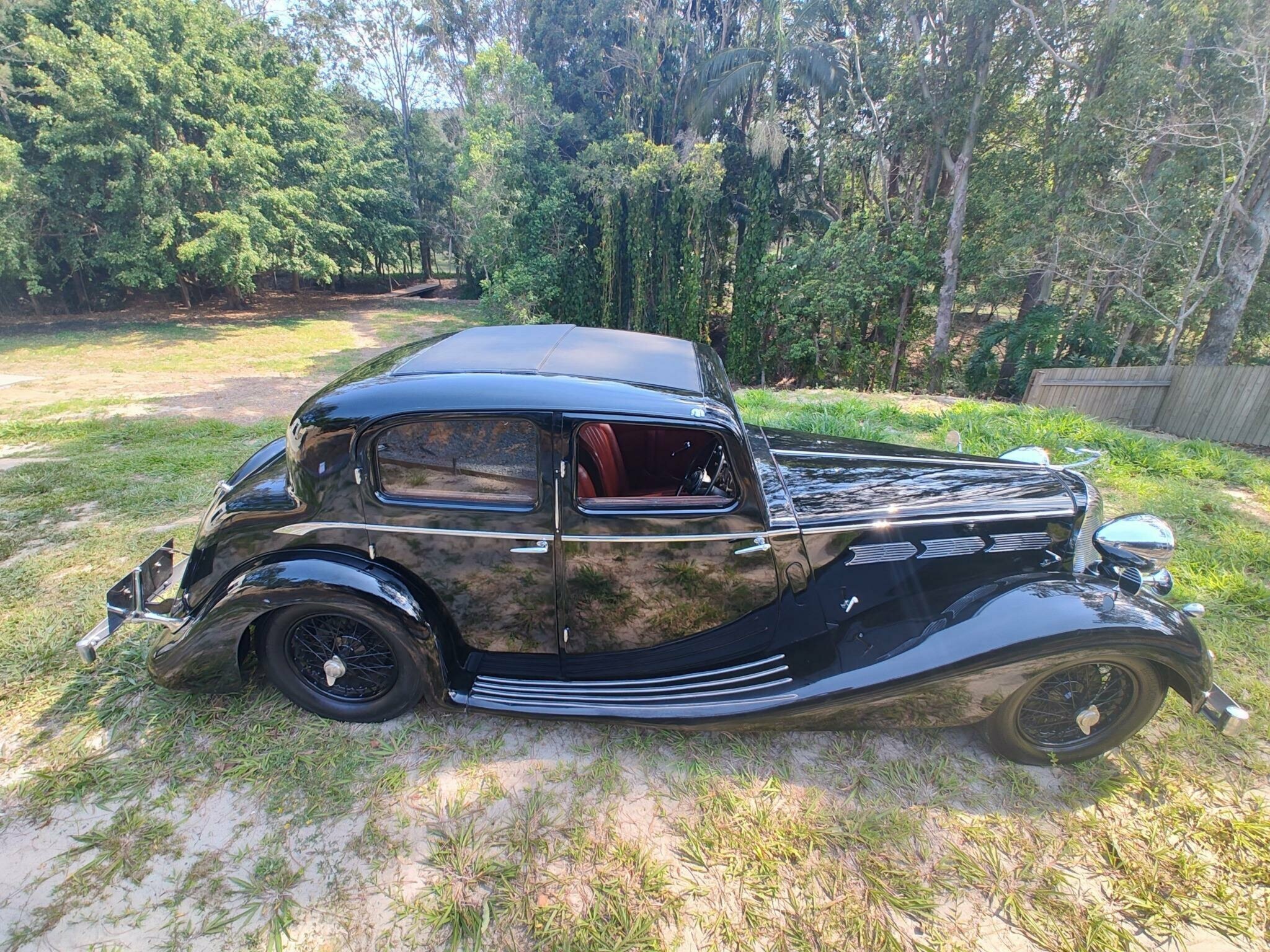 1938 TRIUMPH DOLOMITE 4 SPEED MANUAL SPORTS SALOON